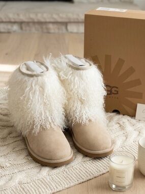 ✨ NIB Rare UGG Australia Lida Mongolian Sheepskin Boots Sz 6 ✨
